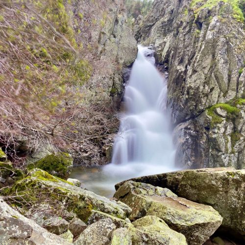 Rascafría: Monasterio de El Paular, puente del Perdón y cascada del Purgatorio