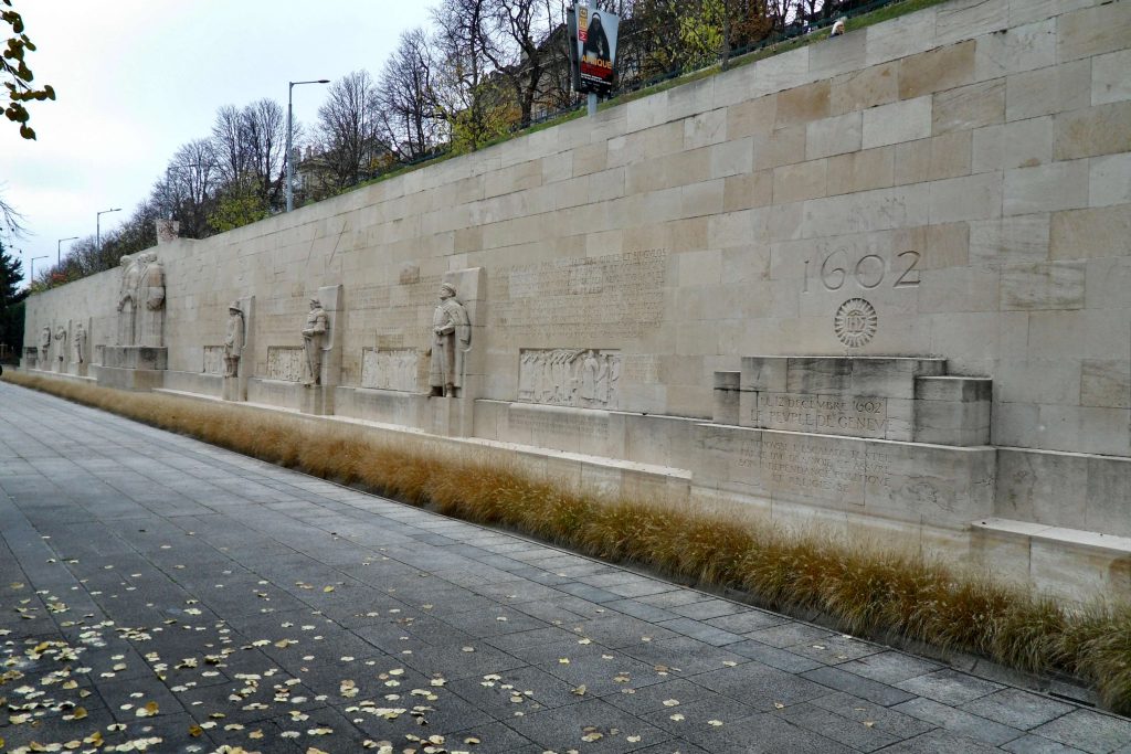 REFORMATION WALL  ginebra