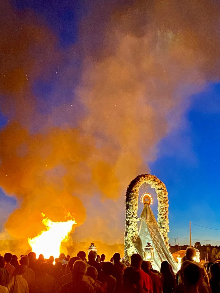 Procesion del fuego Humanes