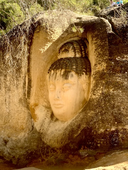 imagen buda ruta de las caras
