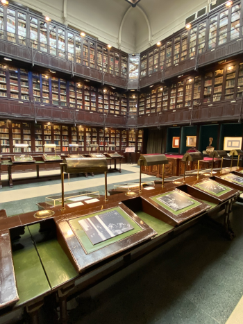 Biblioteca del Ateneo