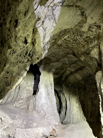 imagen Mina de lapis specularis Las Cuevas del Sanabrio